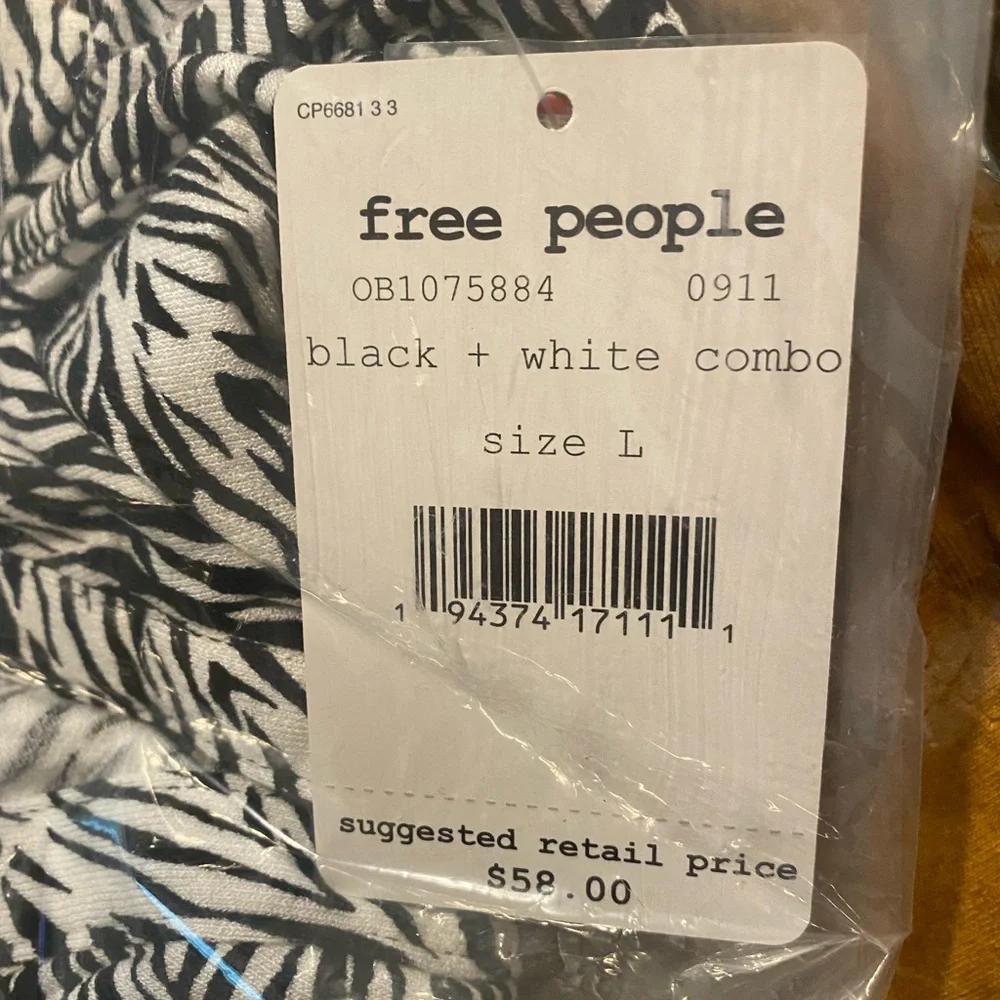 Free People Black White Top NWT Size L